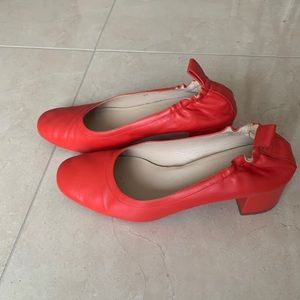 Everlane Day Heel red size 8